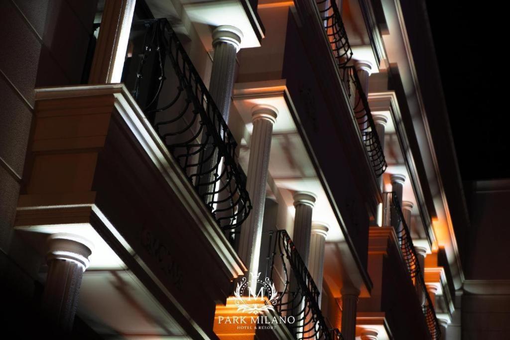 Park Milano Hotel İzmir Kültér fotó