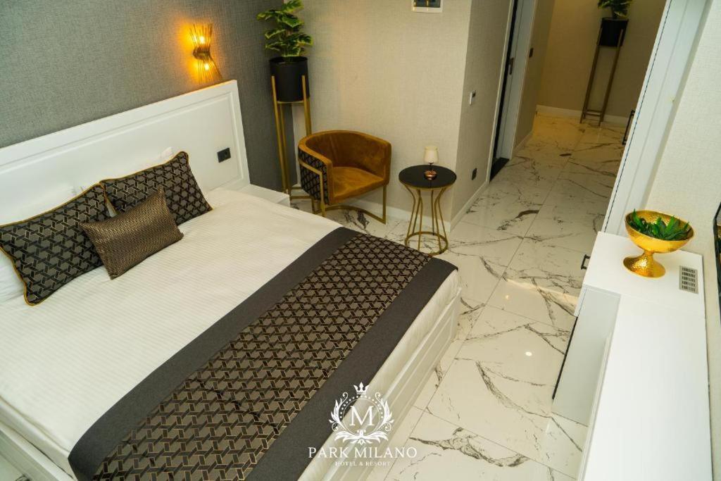 Park Milano Hotel İzmir Kültér fotó
